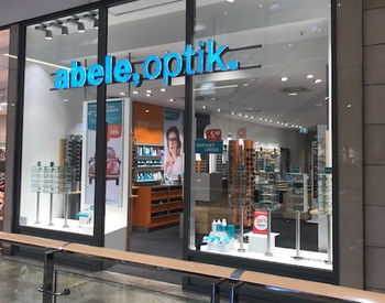 Das Bild zeigt den Eingang unserer Filiale in Kempten.